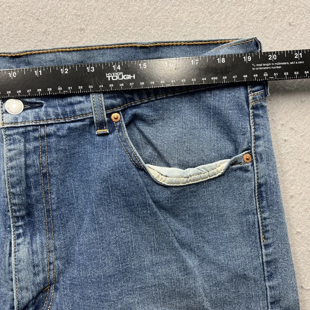 Levi's 505 Straight Jeans 40x32‎ Medium Wash Relaxed Fit Denim Distressed Work